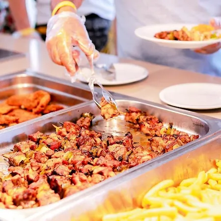 أورامار بيتش 3*