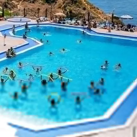 Auramar Hotel 3*