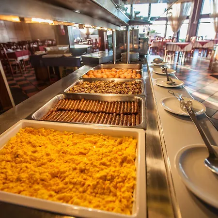 أورامار بيتش فندق