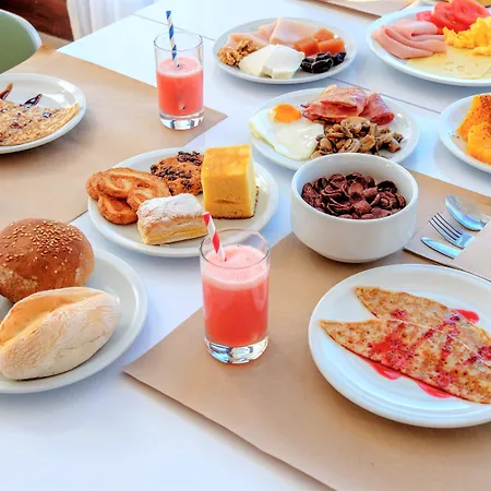 أورامار بيتش فندق 3*