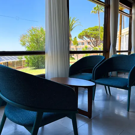Auramar Hotel